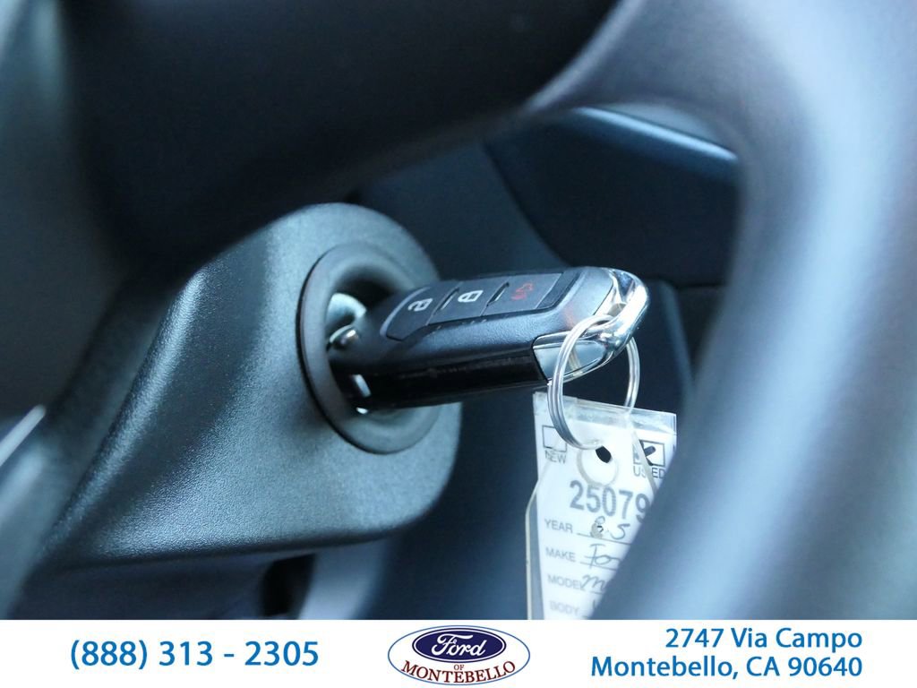 Used 2026 Ford Maverick XL image 19