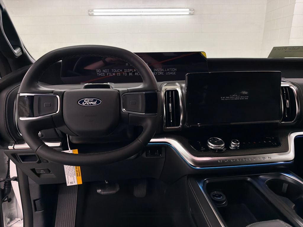 New 2027 Ford Expedition Platinum w/ Stealth Appearance Package RWD image 8