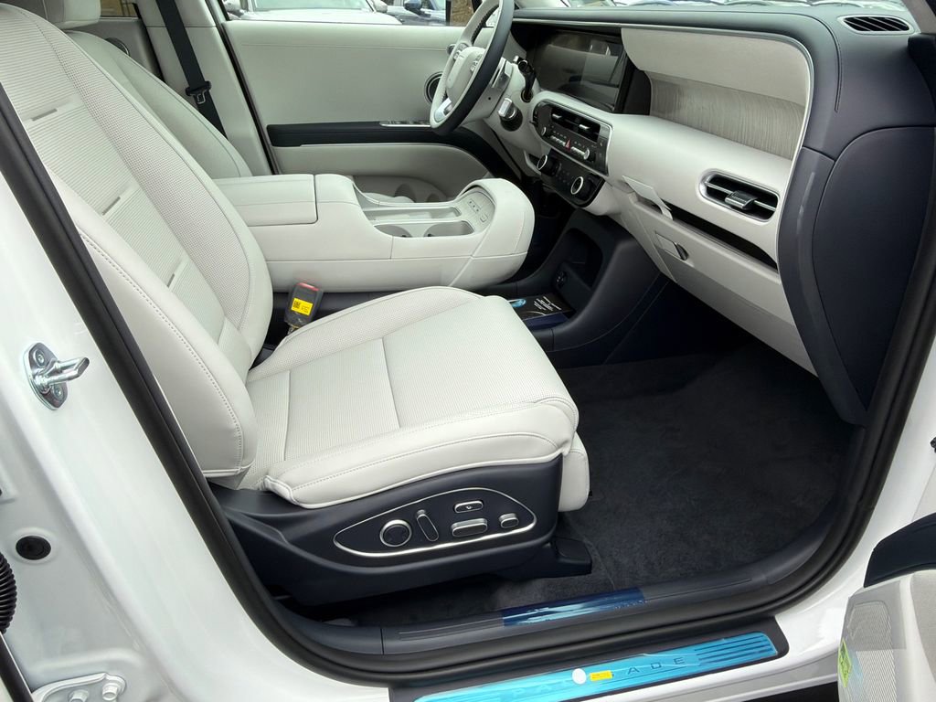 New 2026 Hyundai Palisade Calligraphy image 13