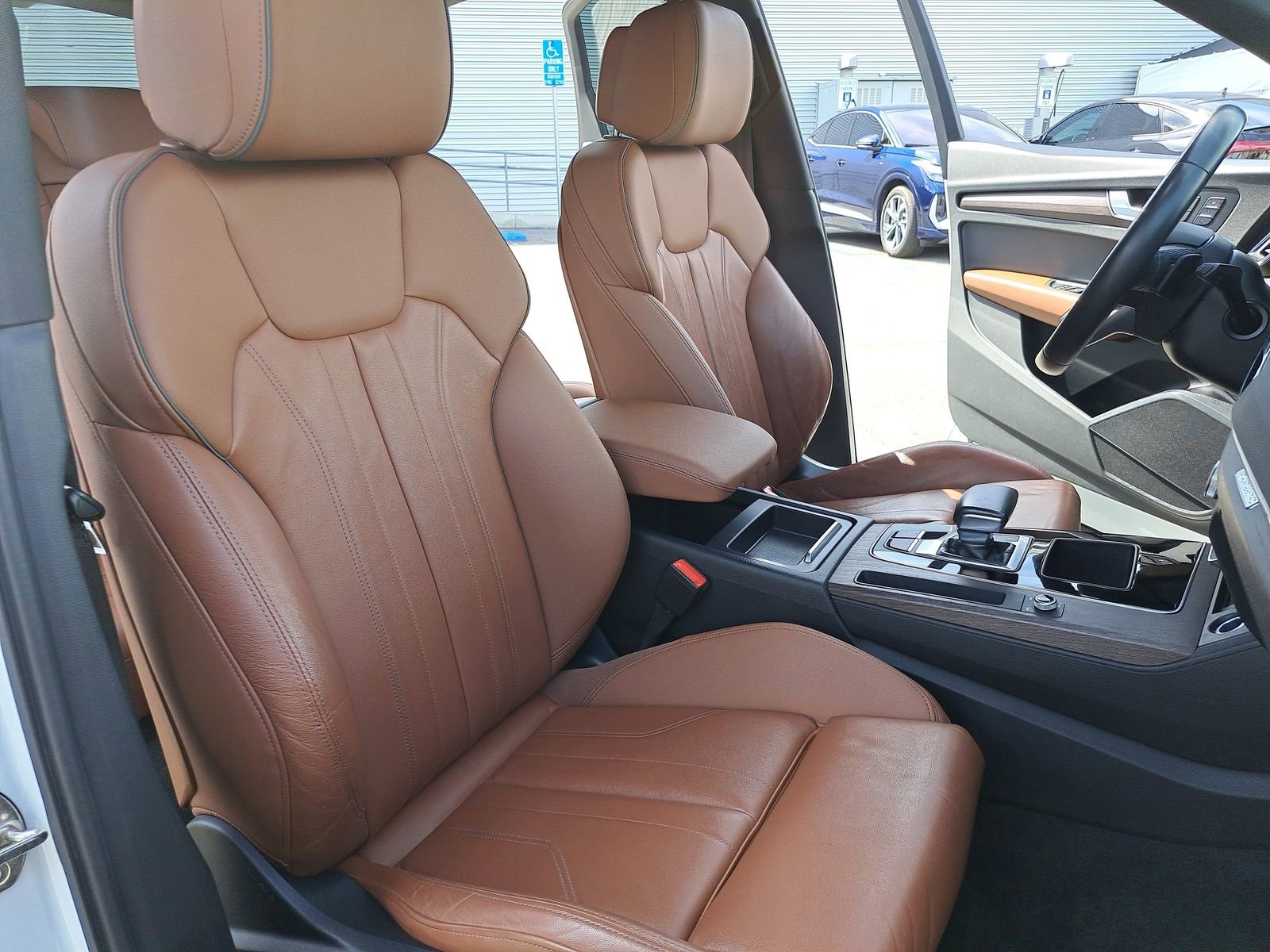 Used 2021 Audi Q5 2.0T Premium w/ Convenience Package image 10