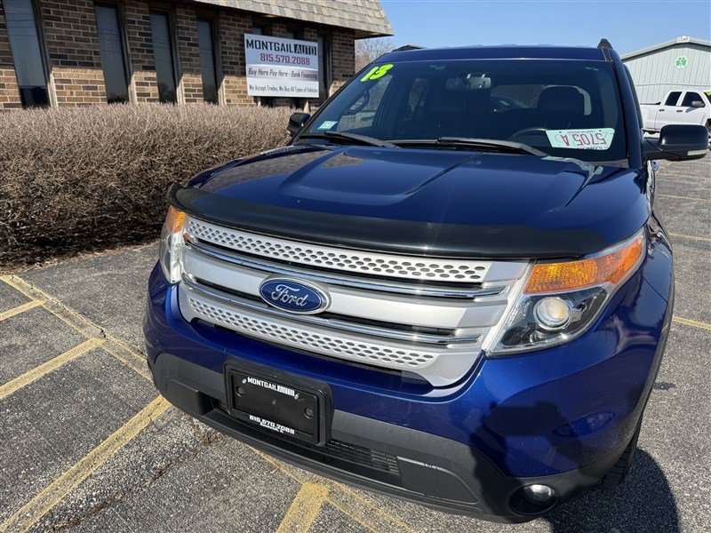 Used 2013 Ford Explorer XLT image 2