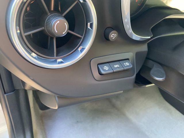 Used 2016 Chevrolet Camaro SS RWD image 15