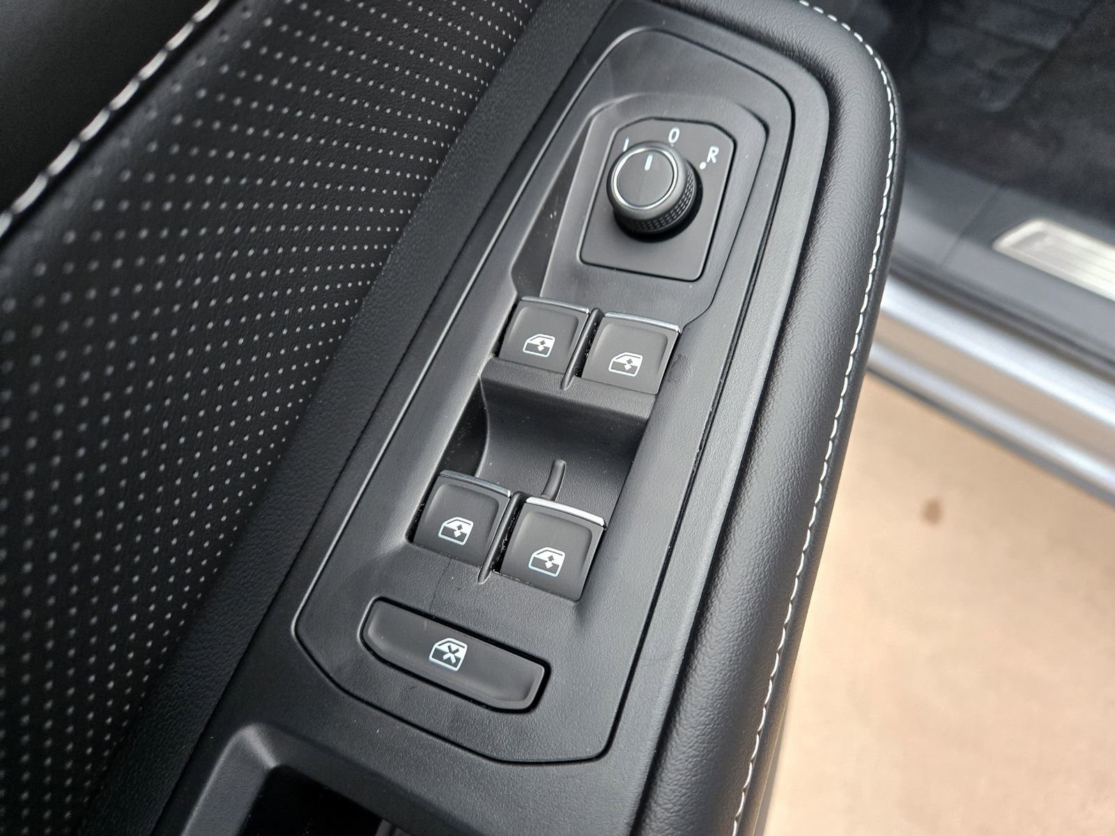 New 2026 Volkswagen Atlas SE image 20