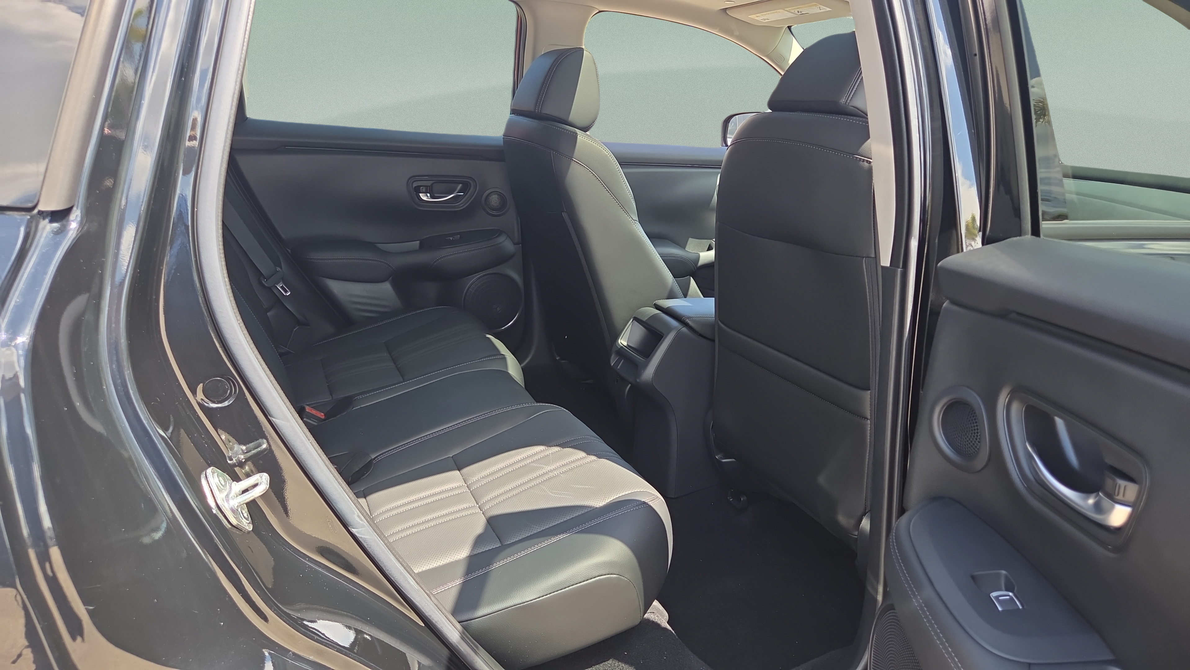 Certified 2025 Honda HR-V EX-L image 15