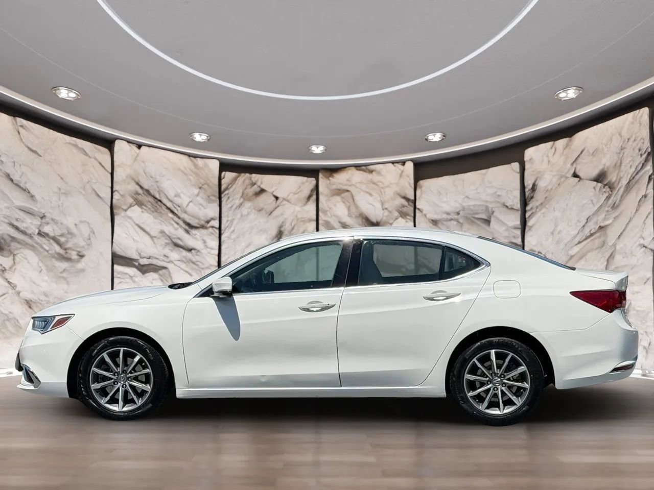 Used 2020 Acura TLX FWD image 9