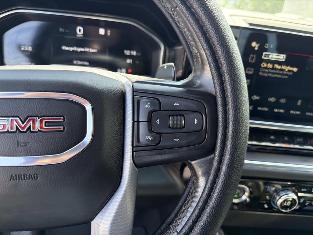 Used 2022 GMC Sierra 1500 SLT w/ SLT Convenience Package AWD/4WD image 29