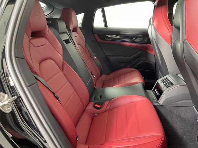 New 2026 Porsche Panamera image 14