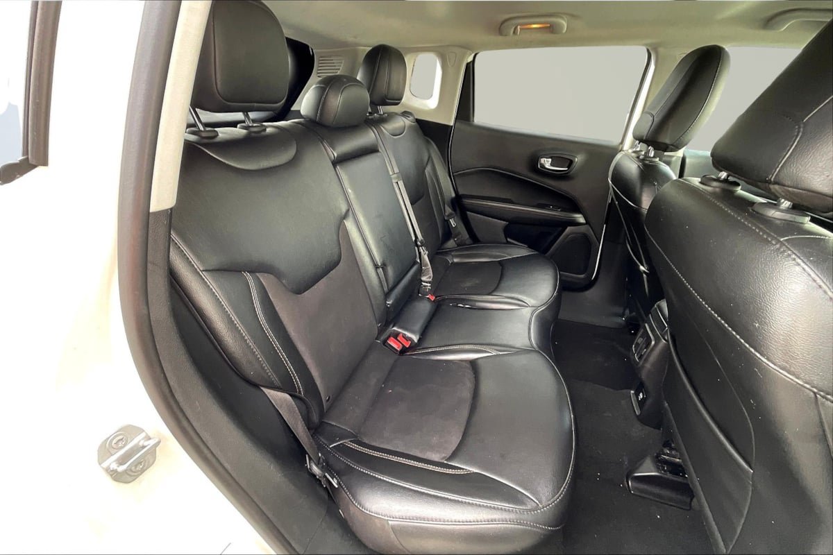 Used 2020 Jeep Compass Latitude FWD image 27
