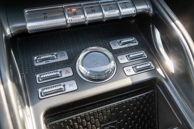 Used 2024 Lincoln Nautilus Reserve w/ Equipment Group 203A image 40