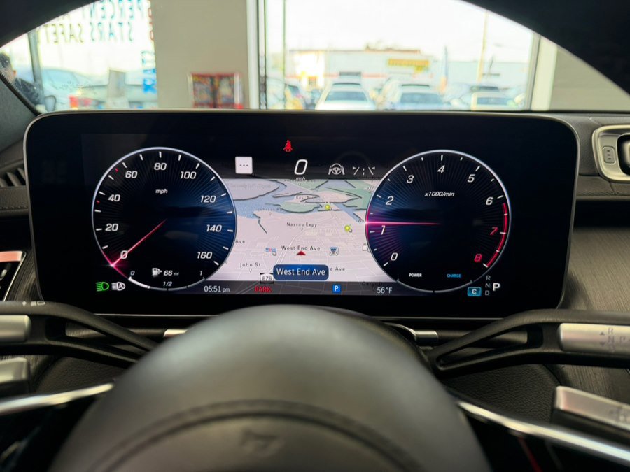 Used 2022 Mercedes-Benz S 580 4MATIC Sedan w/ AMG Line Package image 53