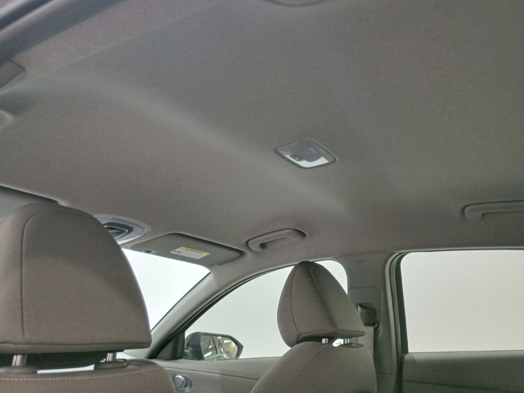 New 2025 Hyundai Elantra SEL FWD image 27