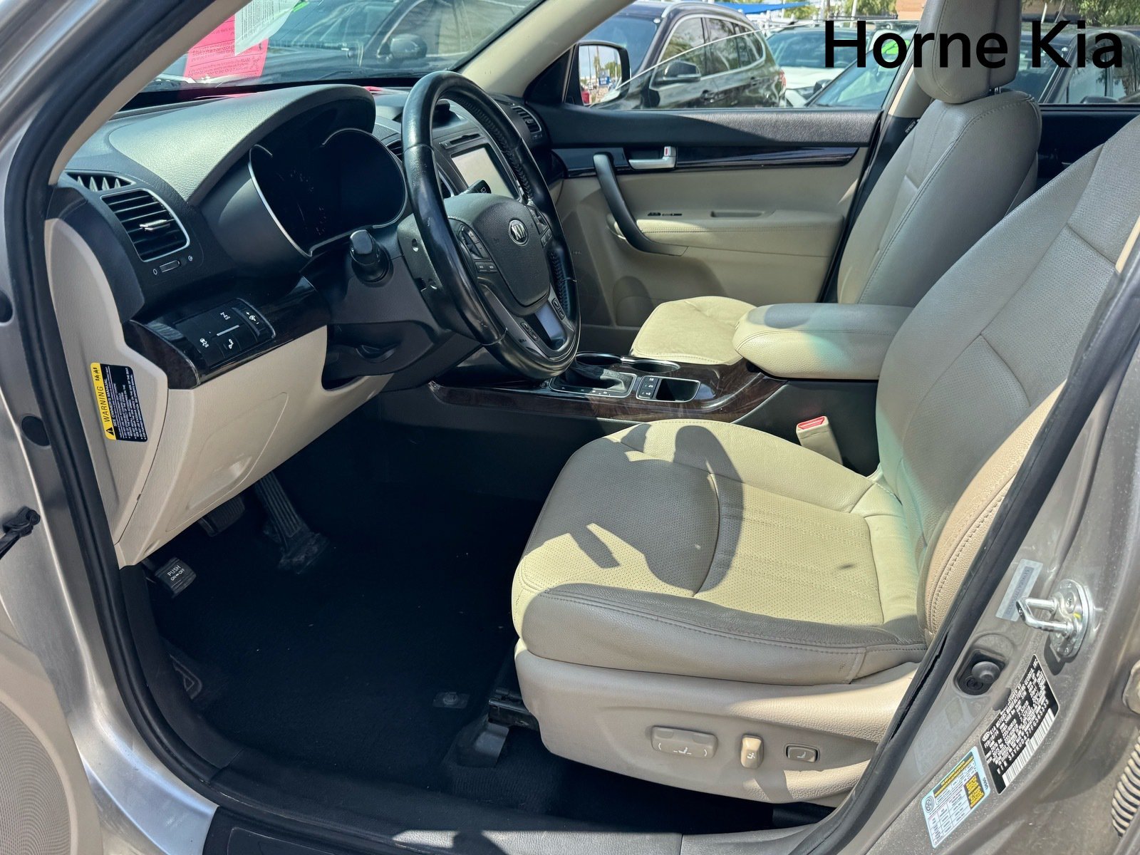 Used 2015 Kia Sorento EX w/ EX V6 Touring Package AWD/4WD image 10