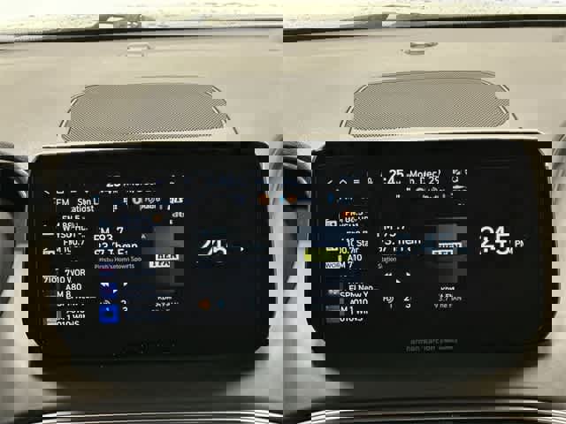 Used 2023 Hyundai Santa Fe Calligraphy image 12