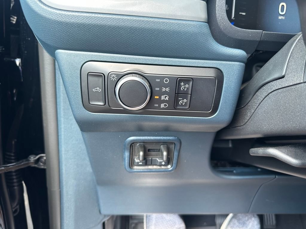 New 2025 Ford Maverick XLT w/ XLT Luxury Package image 13