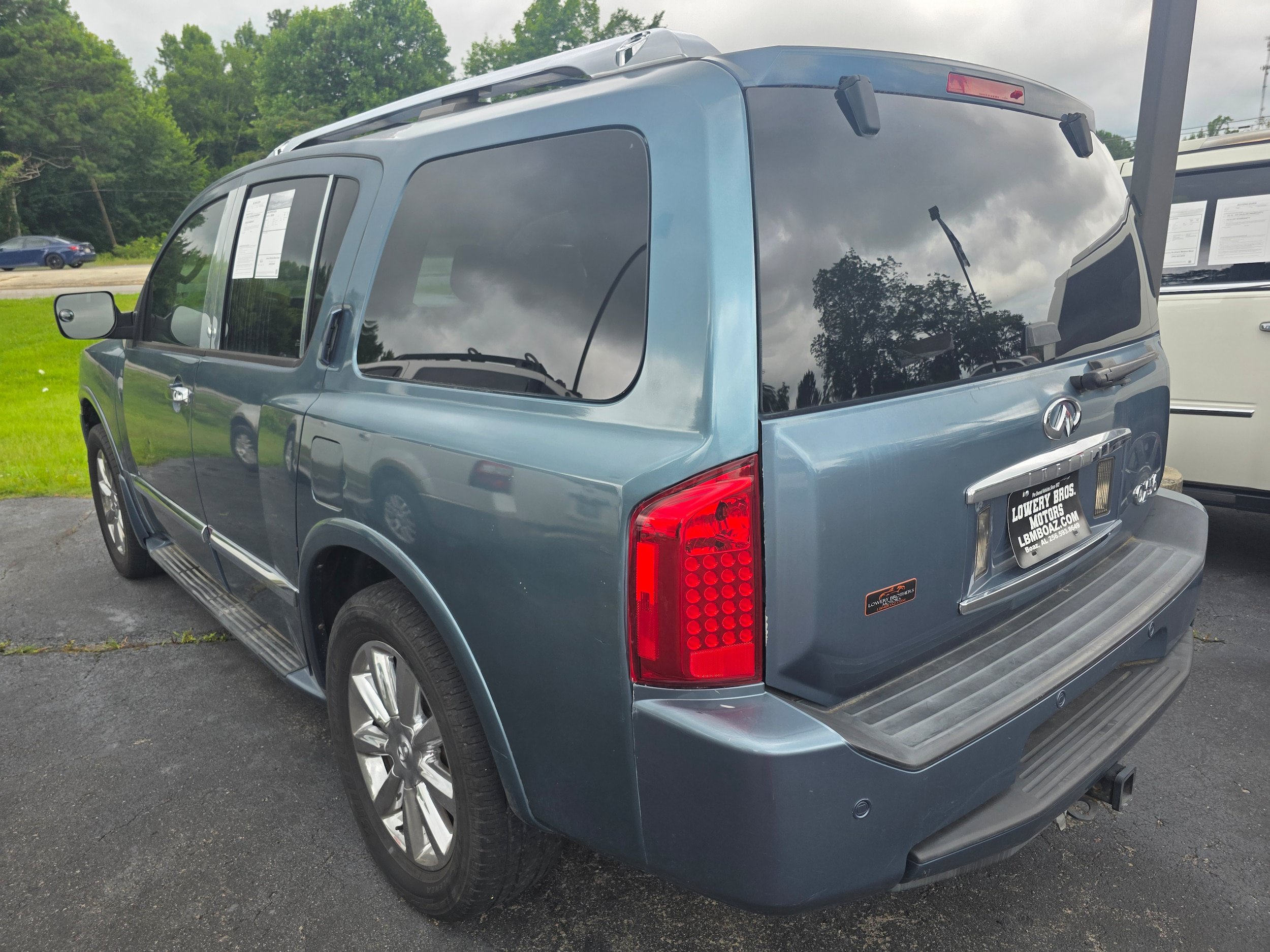 Used 2008 INFINITI QX56 4WD w/ Technology Pkg image 7