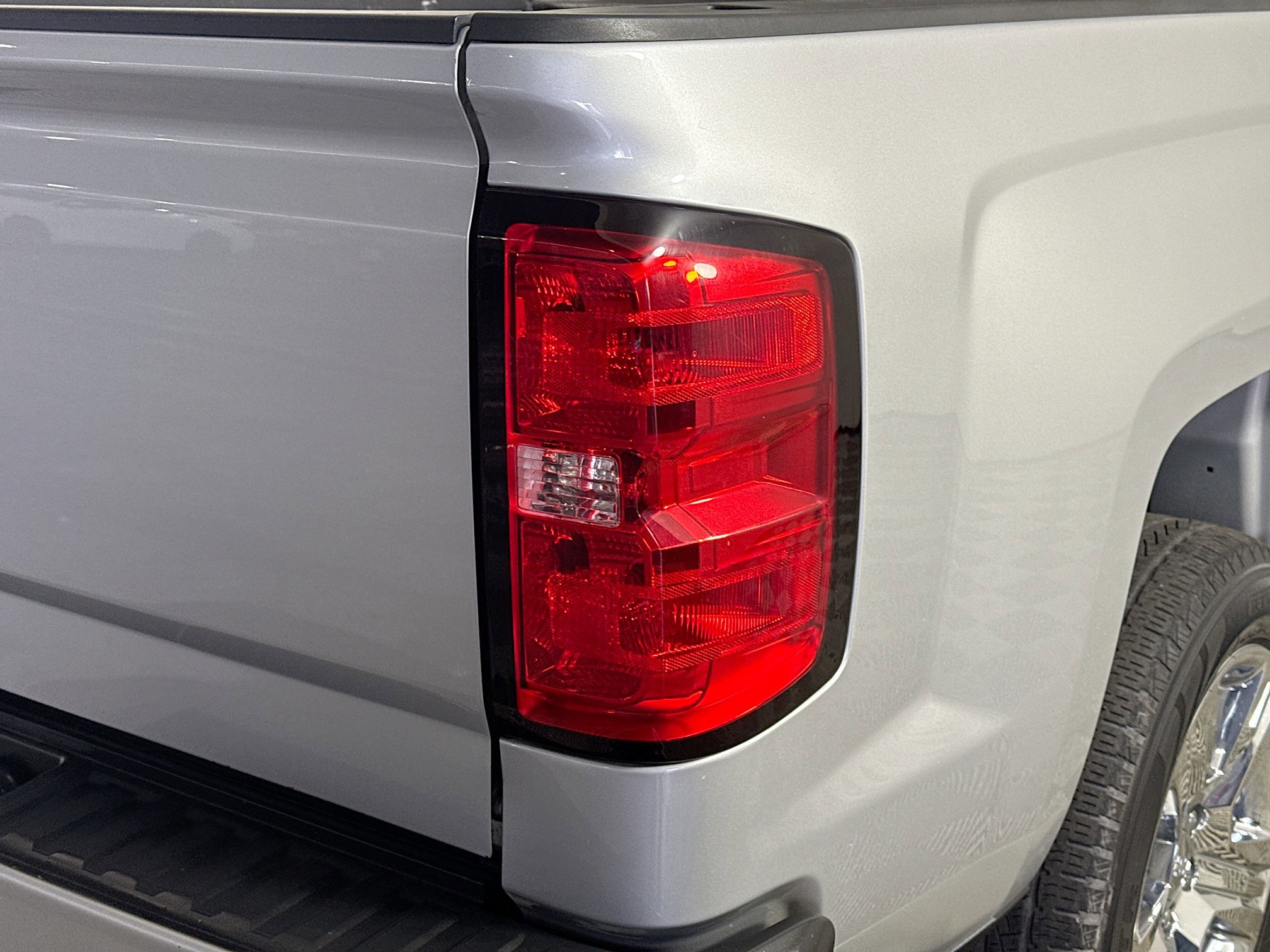 Used 2018 Chevrolet Silverado 1500 Custom w/ Custom Value Package image 32