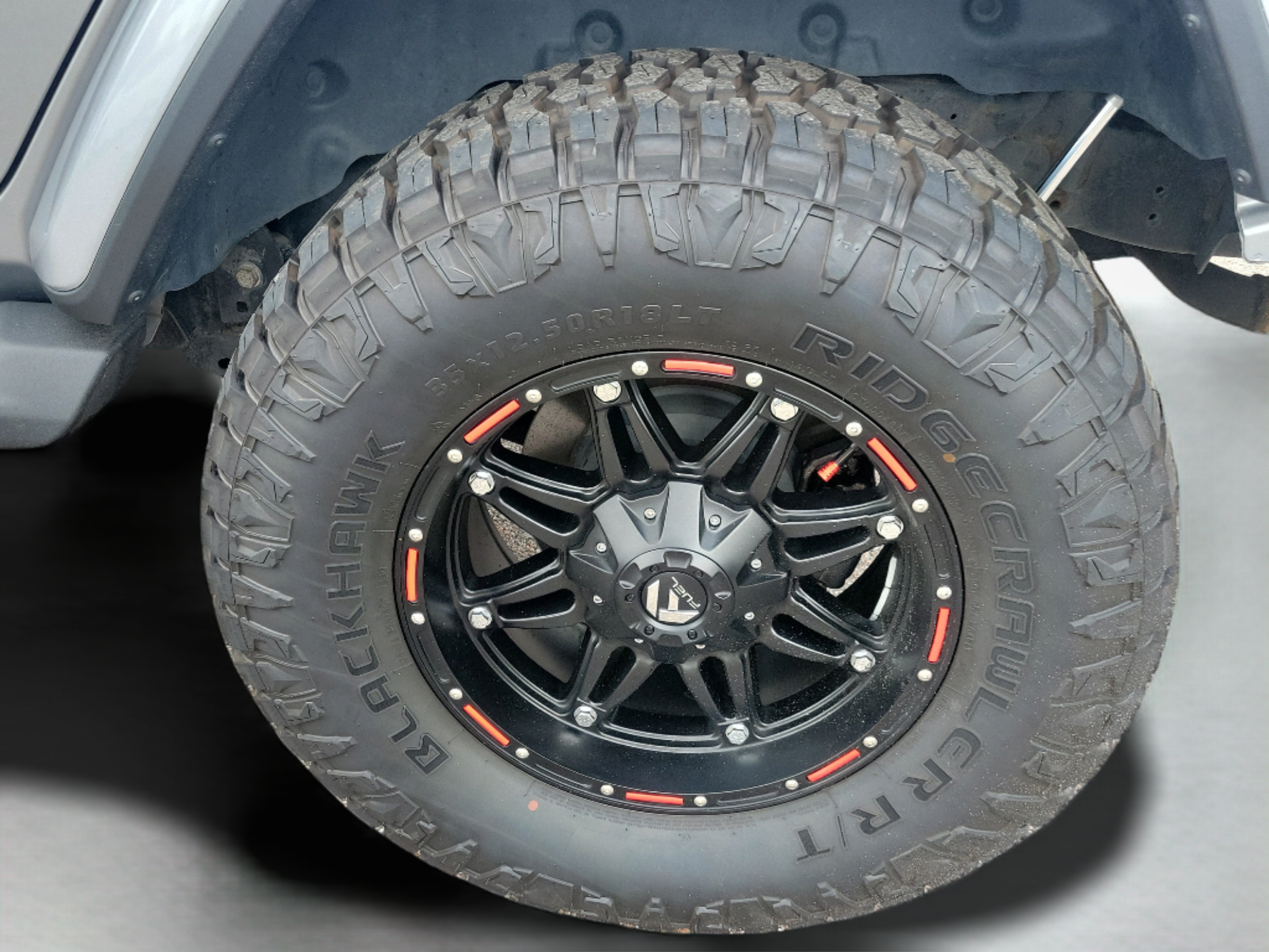 Used 2020 Jeep Wrangler Unlimited Sahara AWD/4WD image 29