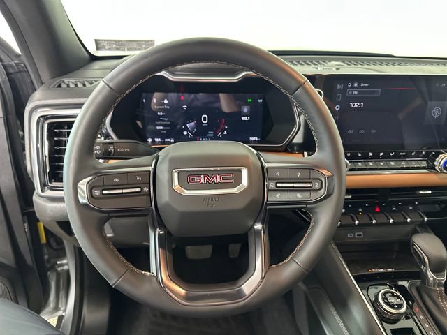 Used 2026 GMC Canyon AT4 w/ Technology Plus Package AWD/4WD image 14