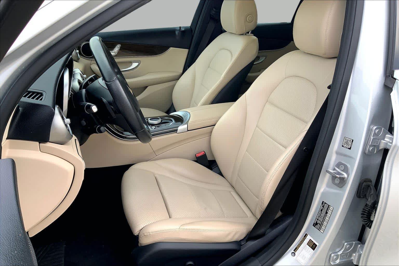 Used 2018 Mercedes-Benz C 300 Sedan image 15
