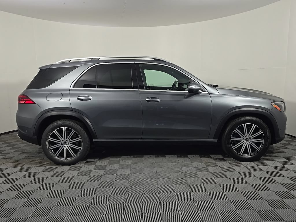 Certified 2025 Mercedes-Benz GLE 450e 4MATIC w/ Driver Assistance Package image 8