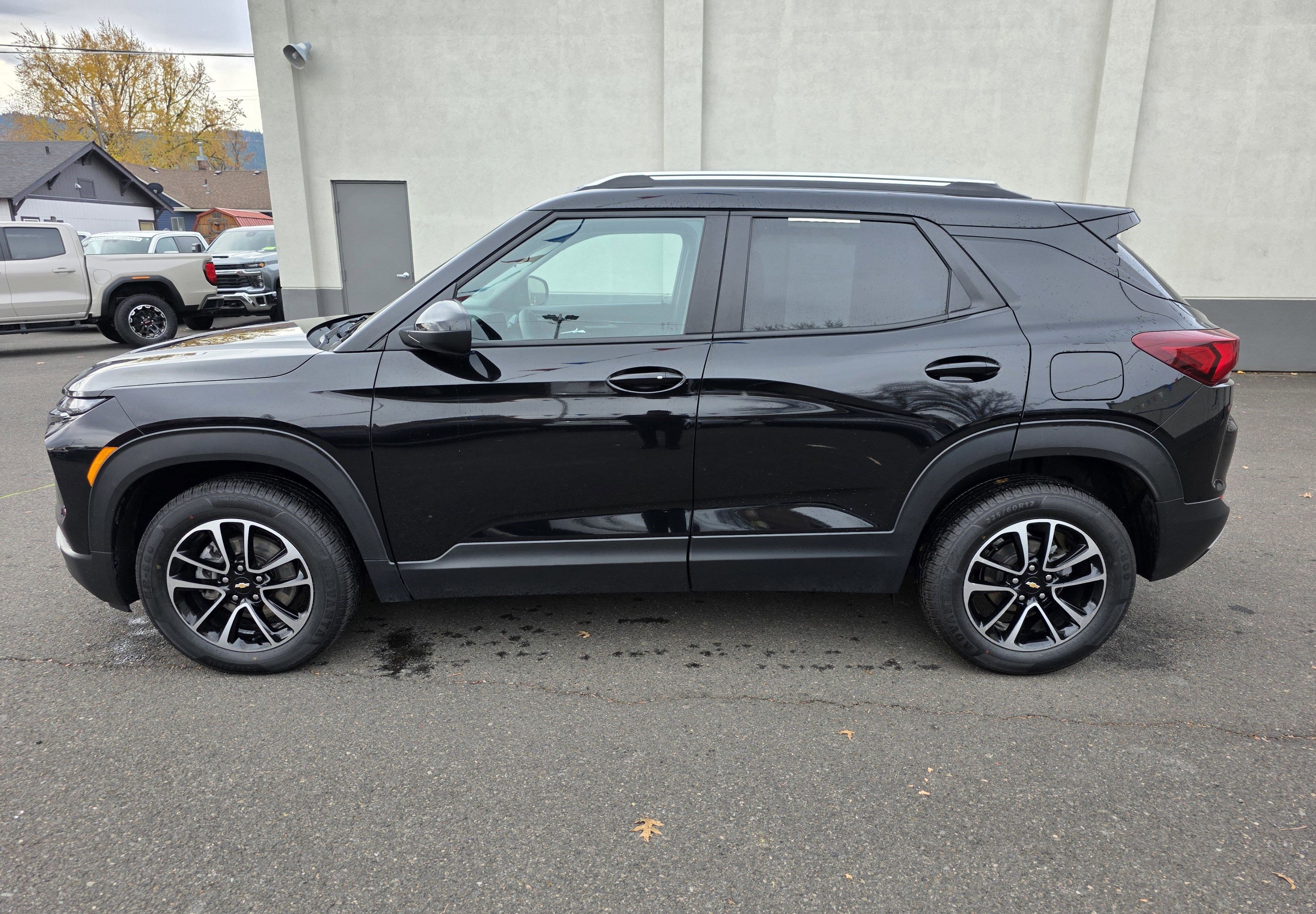 Used 2025 Chevrolet TrailBlazer LT image 5