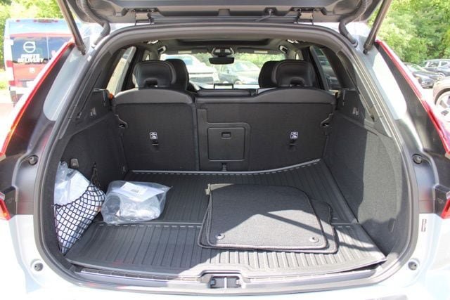 New 2026 Volvo XC60 T8 Polestar w/ Protection Package AWD/4WD image 17