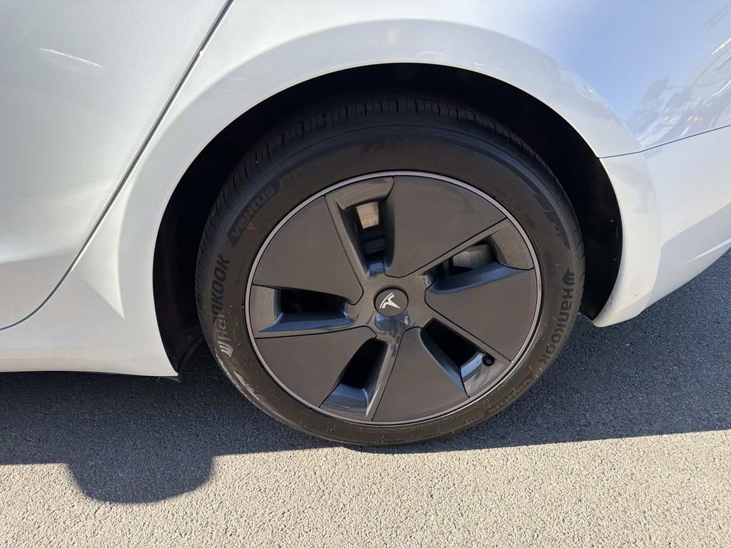 Used 2023 Tesla Model 3 Standard Range RWD image 8