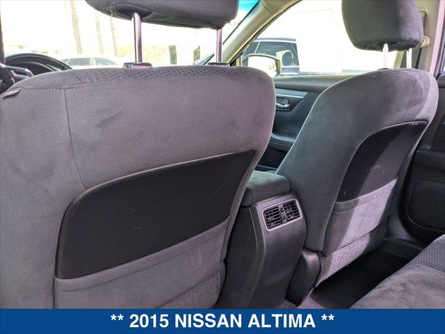 Used 2015 Nissan Altima 2.5 SV w/ Convenience Package image 21
