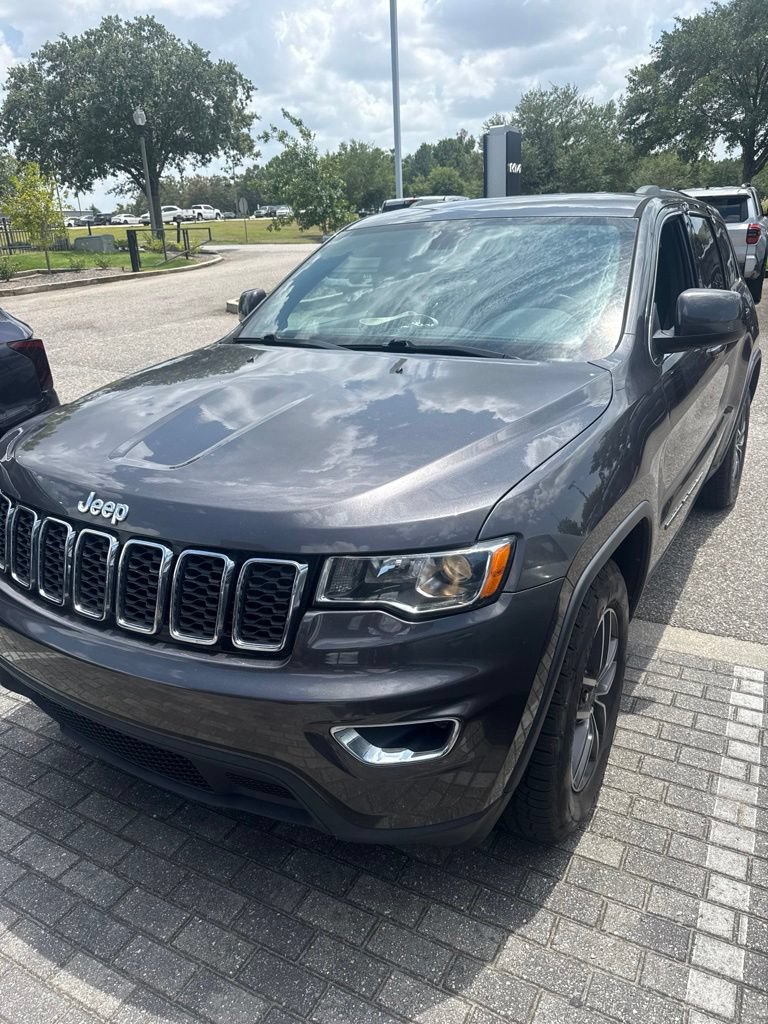 Used 2020 Jeep Grand Cherokee Laredo w/ Security & Convenience Group RWD image 2