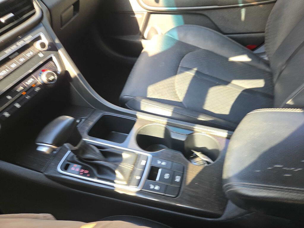 Used 2019 Kia Optima EX w/ EX Premium Package image 35