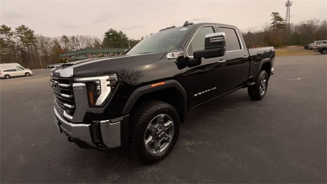 New 2026 GMC Sierra 3500 SLT image 4