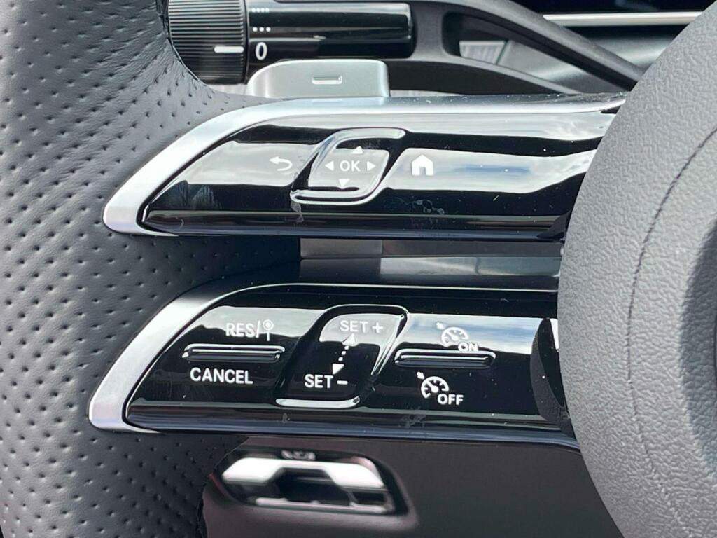 New 2026 Mercedes-Benz C 300 4MATIC Sedan image 34
