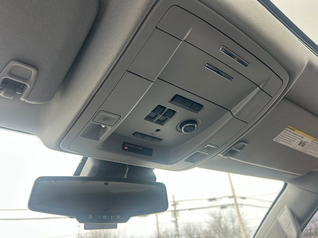 Used 2020 GMC Yukon Denali image 25