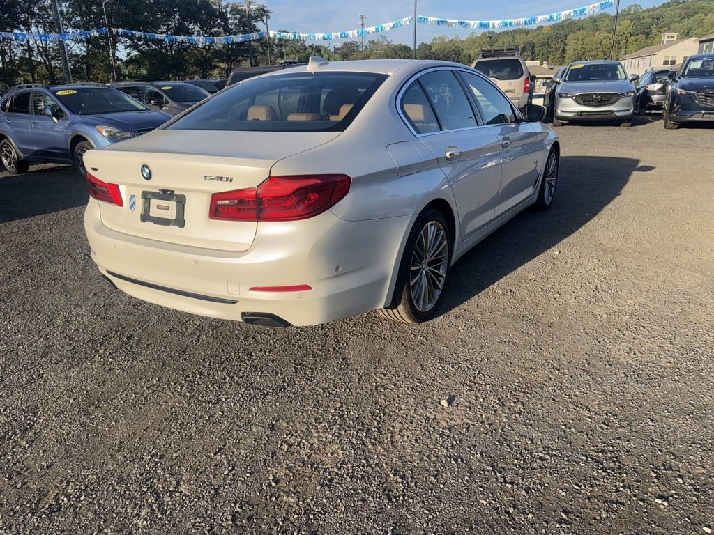 Used 2017 BMW 540i xDrive image 14