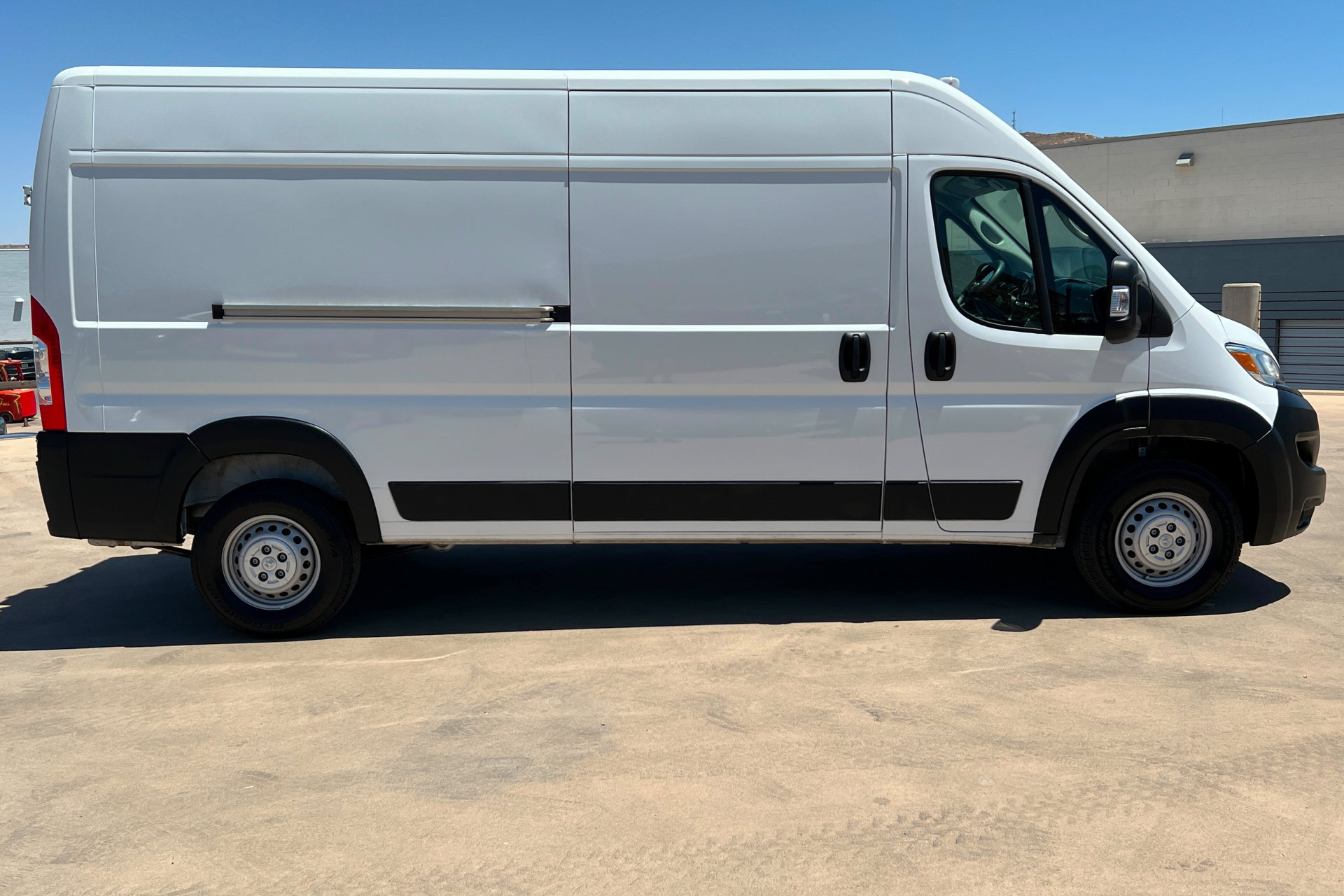 Used 2025 RAM ProMaster 3500 w/ Convenience Group FWD image 6