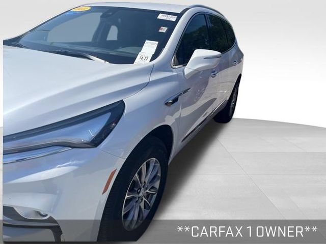Used 2023 Buick Enclave Essence w/ Trailering Package, 5000 lbs. FWD image 2