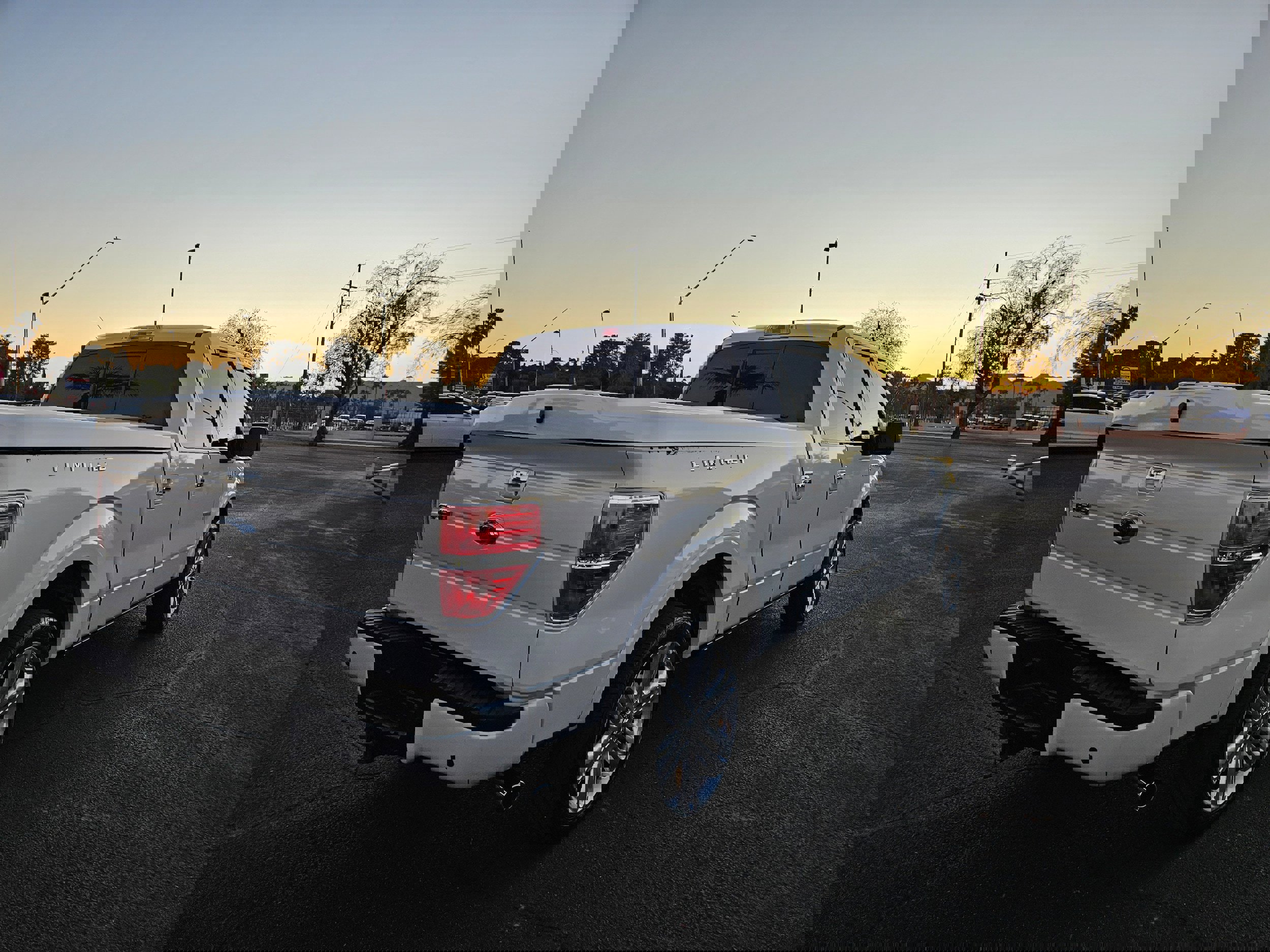 Used 2013 Ford F150 Limited image 5