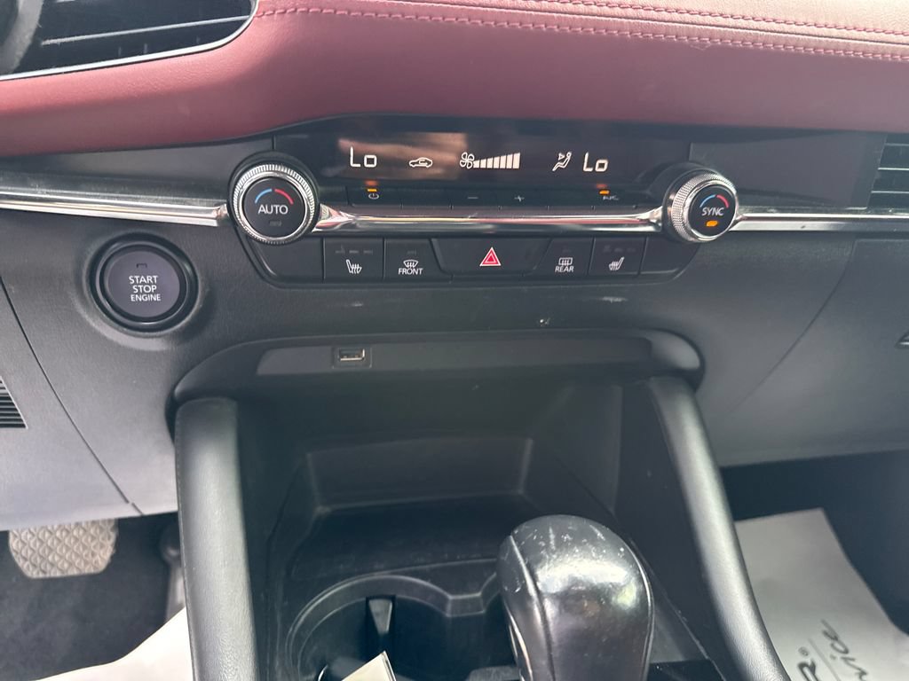 Used 2020 MAZDA MAZDA3 AWD Hatchback w/ Premium Pkg image 17