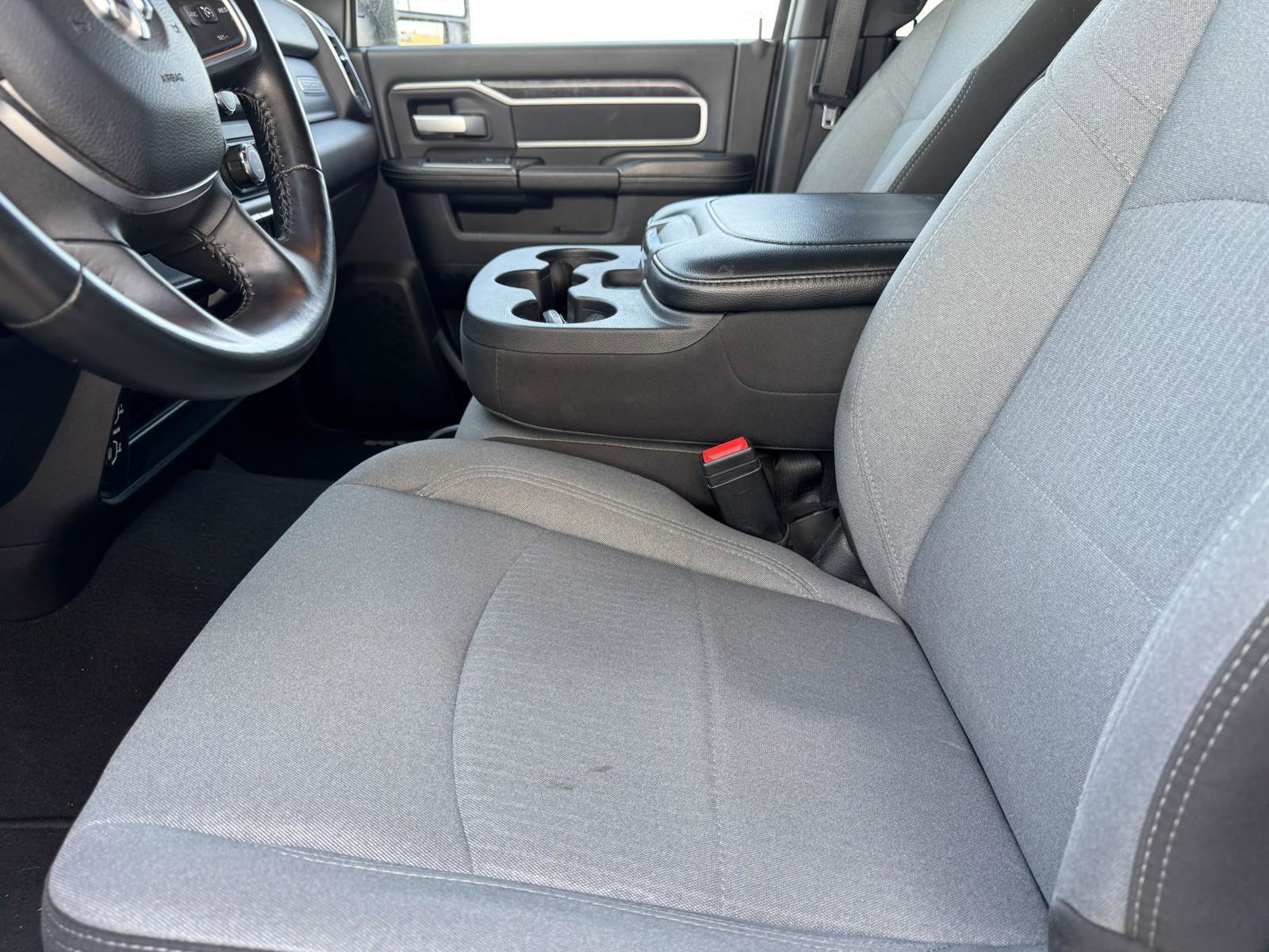 Used 2024 RAM 3500 Big Horn image 12