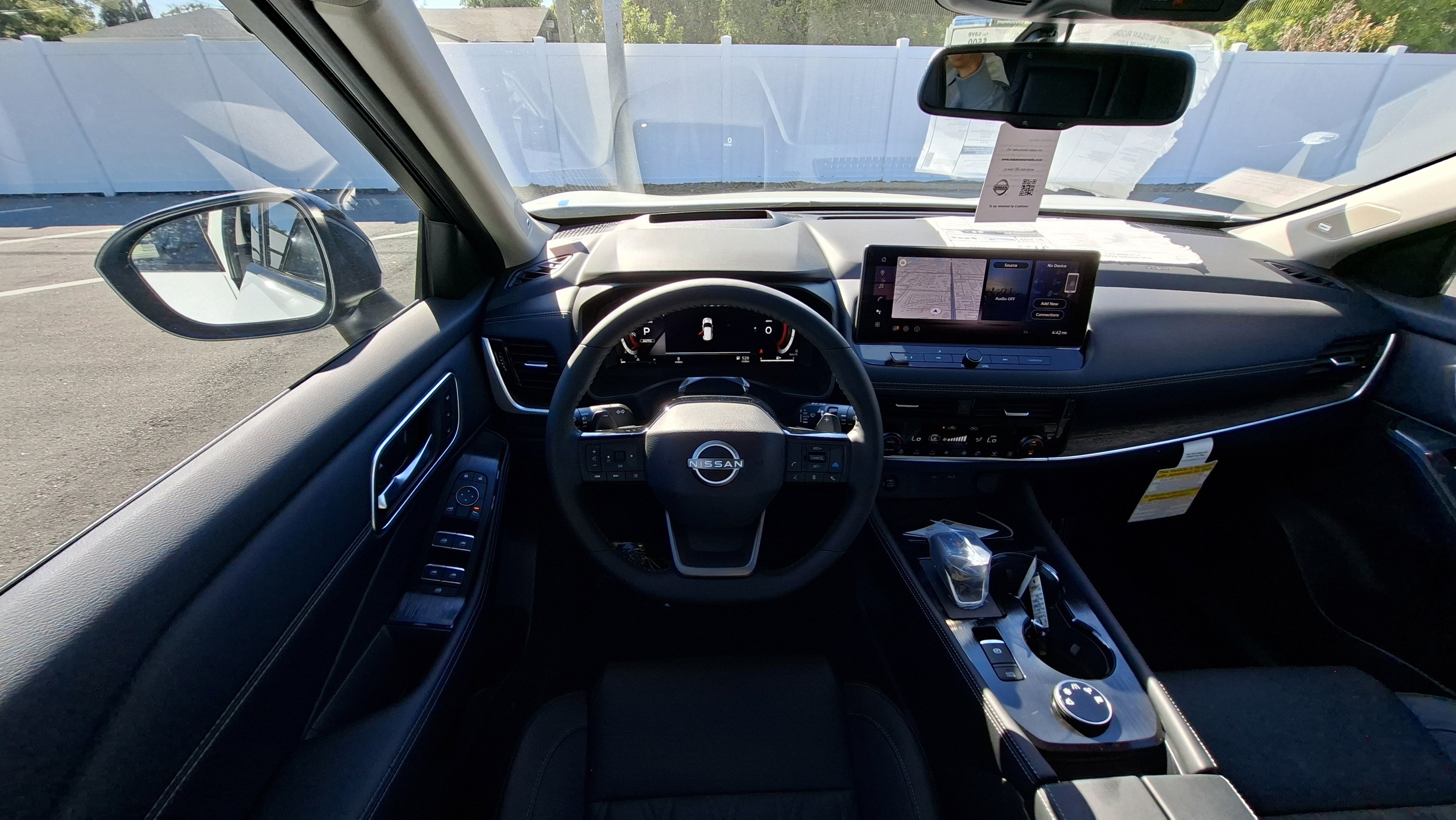 New 2026 Nissan Rogue Platinum image 14