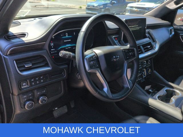 Used 2024 Chevrolet Tahoe Z71 w/ Luxury Package AWD/4WD image 8