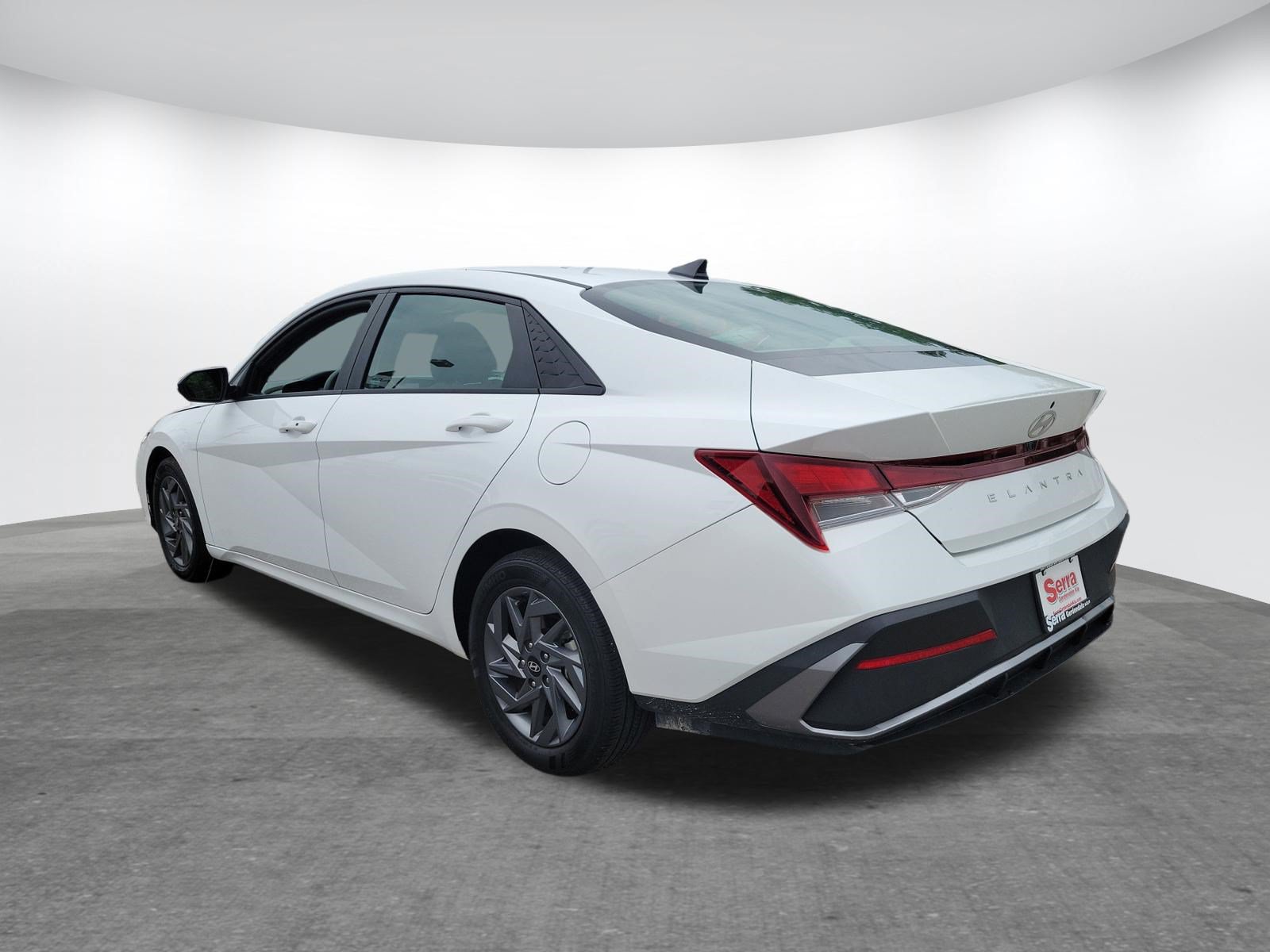 Used 2024 Hyundai Elantra SEL FWD image 22