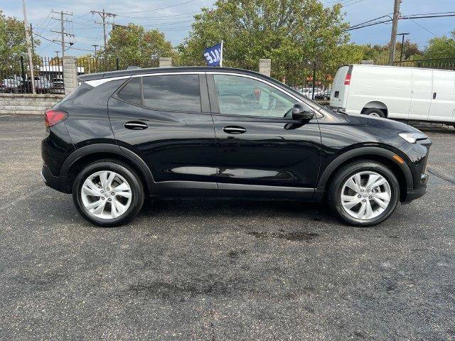 Certified 2024 Buick Encore GX Preferred w/ Advanced Technology Package FWD image 6