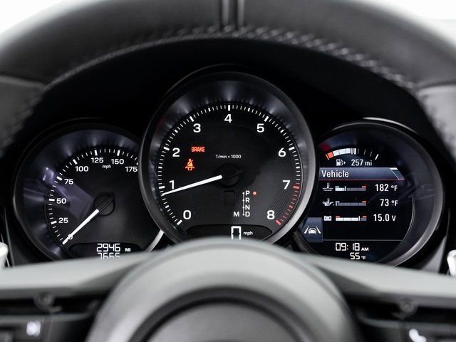 Certified 2025 Porsche Macan image 16