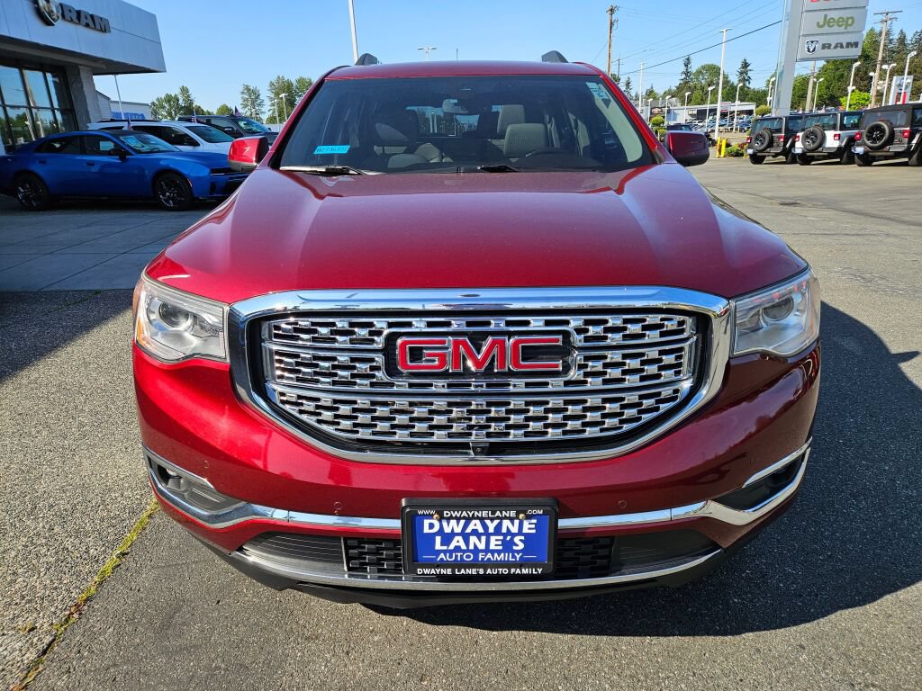Used 2017 GMC Acadia Denali w/ Technology Package AWD/4WD image 8