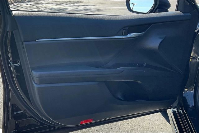Used 2023 Toyota Camry SE FWD image 23
