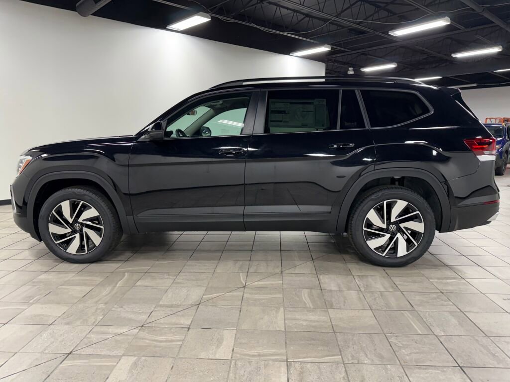 New 2026 Volkswagen Atlas SE image 4