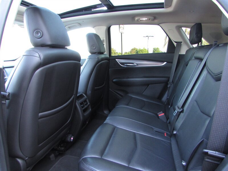 Used 2019 Cadillac XT5 Luxury FWD image 19
