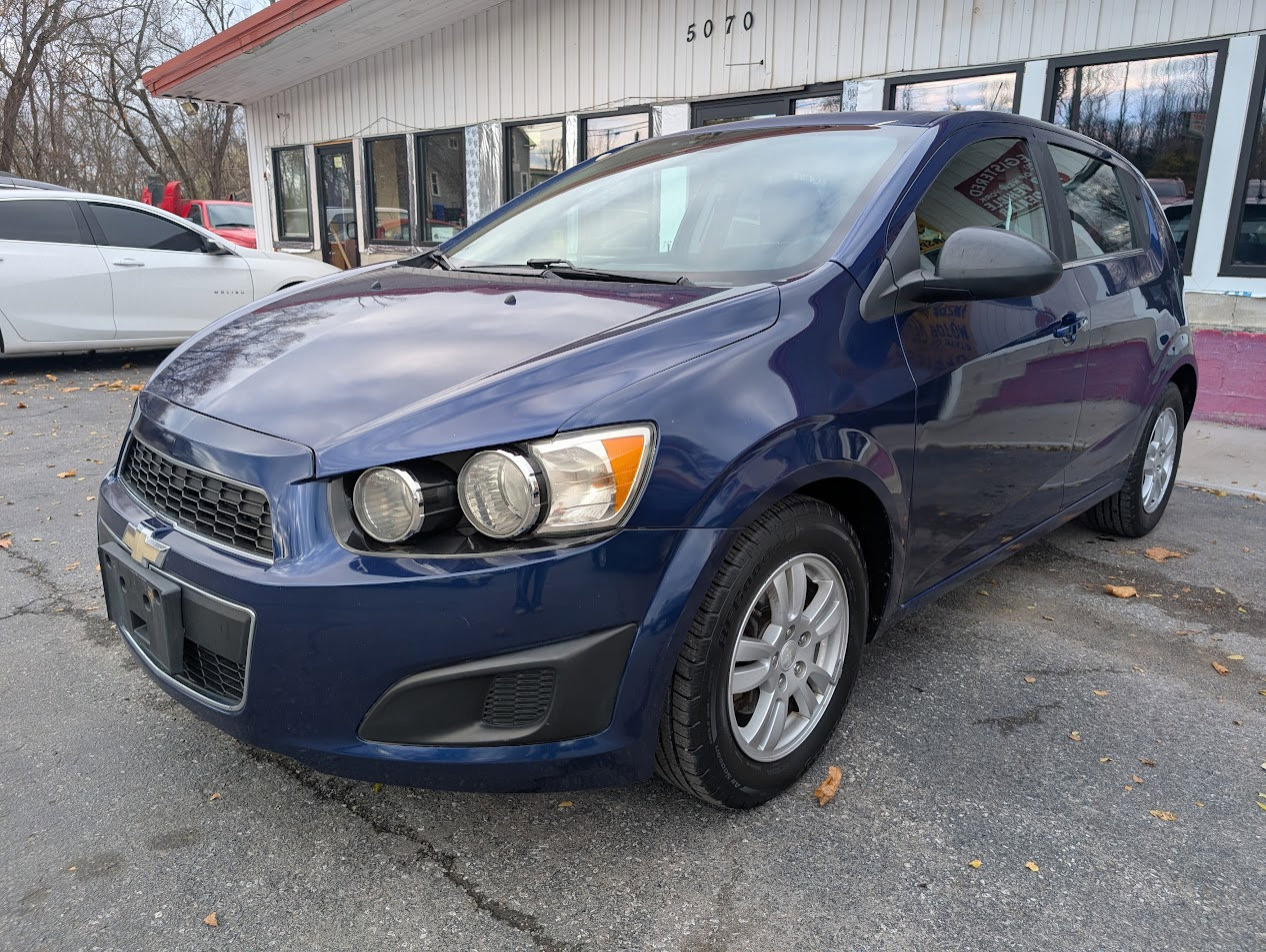 Used 2013 Chevrolet Sonic LT image 3