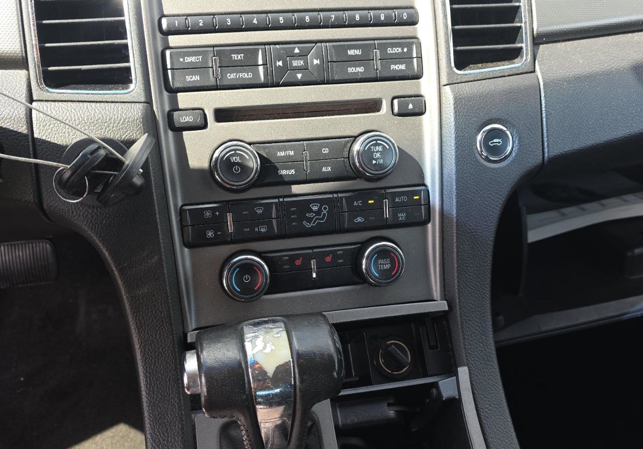 Used 2012 Ford Taurus SEL FWD image 14